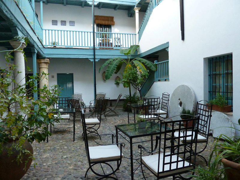 A21B20E85E741DDC8B4DBD189EB33B03