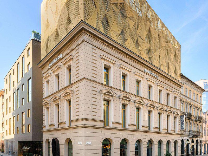 2B40D22835D1882C8AC15D633249F1E9