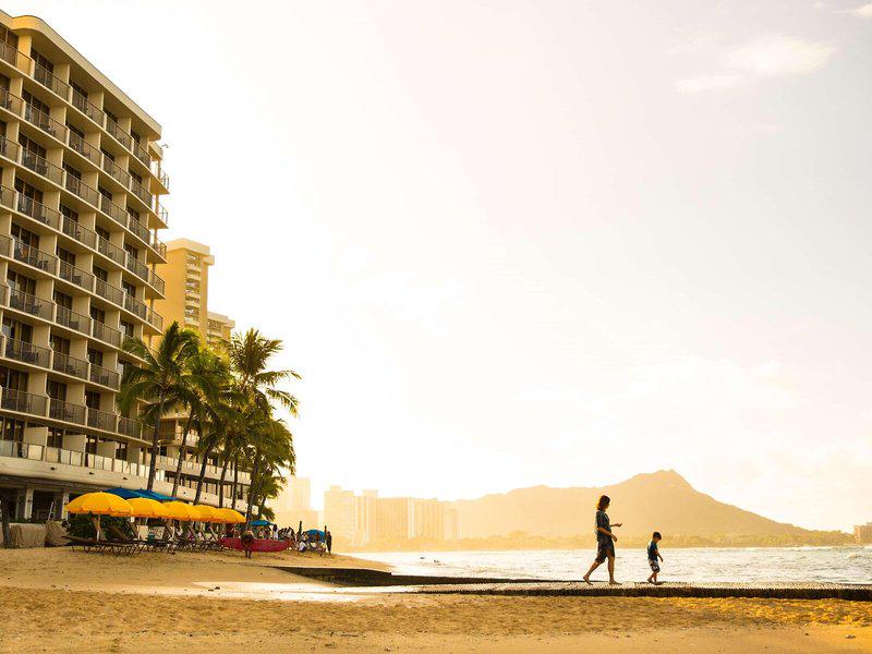 2DE1B0C60687600827060D0FCC8C7C38