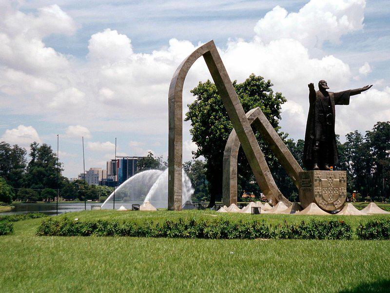 E5AA0C0306DFD8D8F84BD1E6E2727243