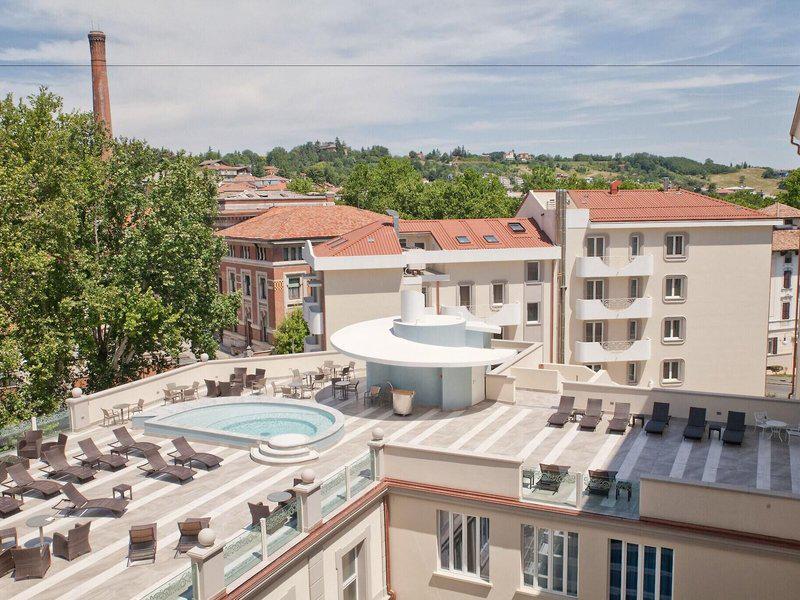 D7F2FD150BA8E7573FC76F28F4F871CE