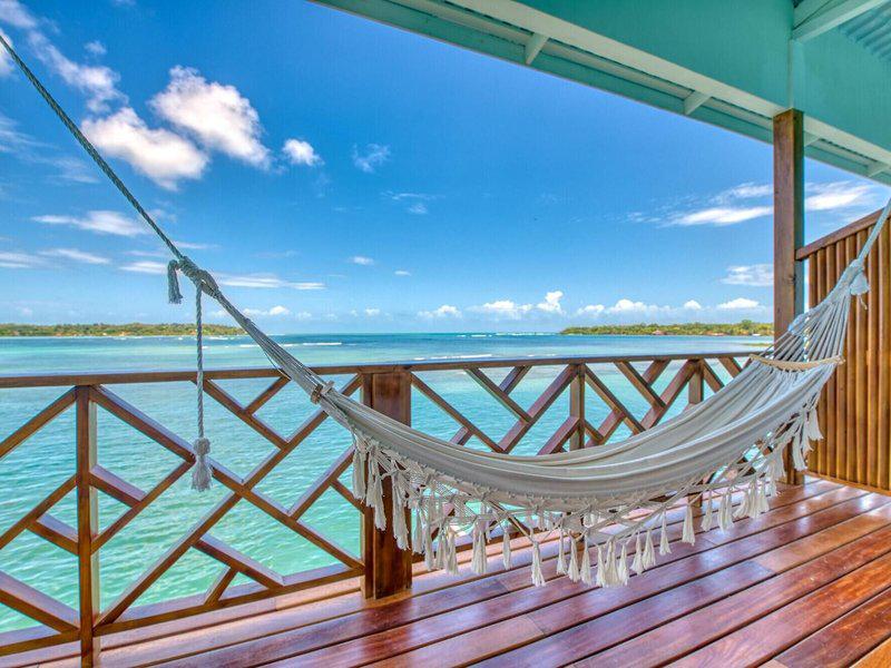 DC801BA354D229E5860DB953E0B844AD