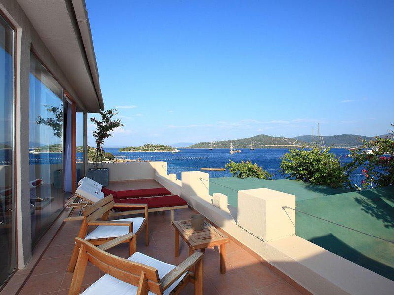 D153B538D8E6F304EC5D2B3DF917995A