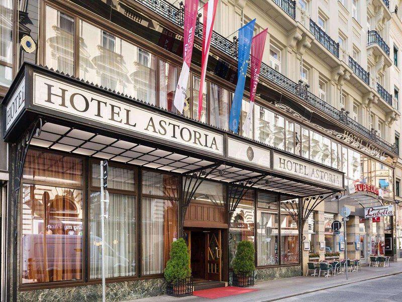 910B97D59CE3E6FB792D43E56356640D