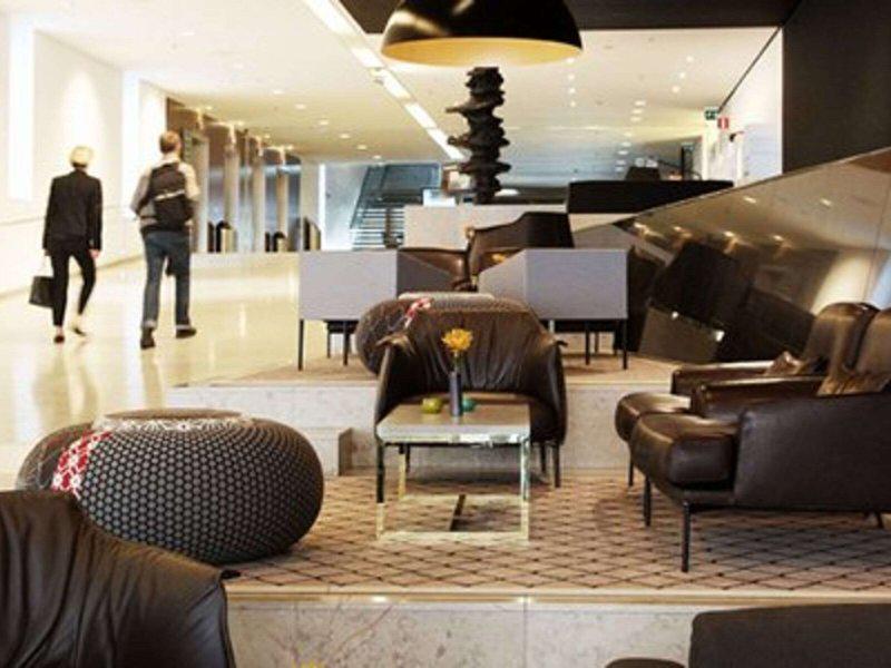 B03B9789D0FFB3029708F96004136375