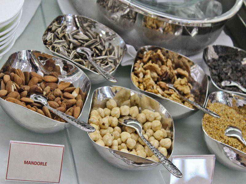 4918102492756F6D43A6DD8E5BFF32A2