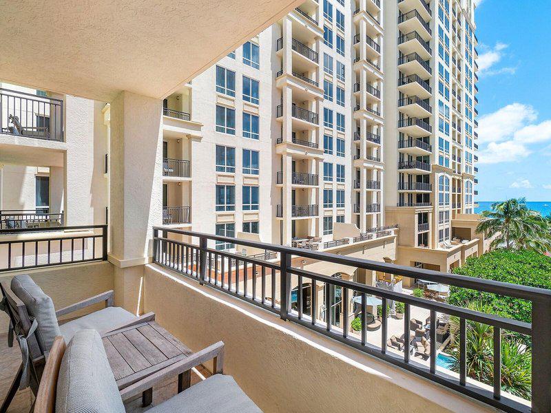 F2313F2E0ACBC3EEA24A979EF590050F