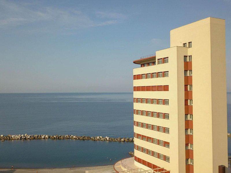 E31DACBAFA33328EB3791F14054EC0F3