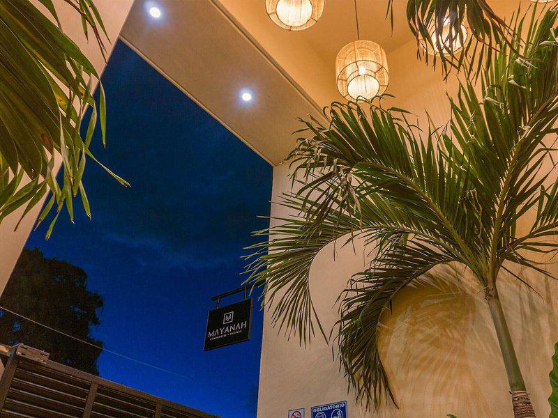 5B6AE925D9330B927D9271FB2D471EEC