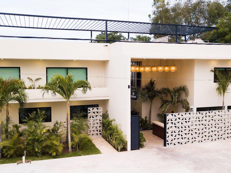 98357E66D891655E903850846F1EBBFA