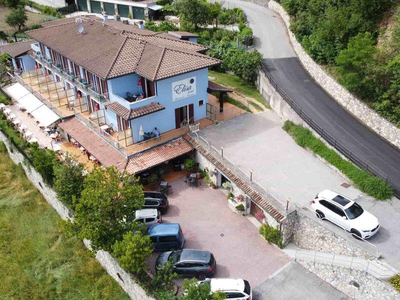 512A6F43223CB0C3E66D2D9C1952A93F