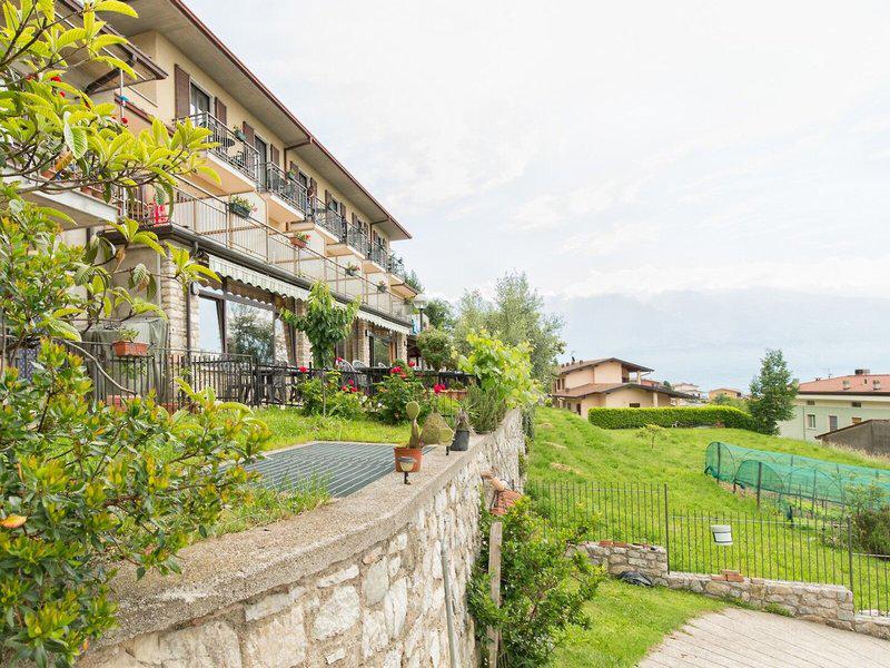 D3832E9A83199893CFDFA0A272E5AC9F