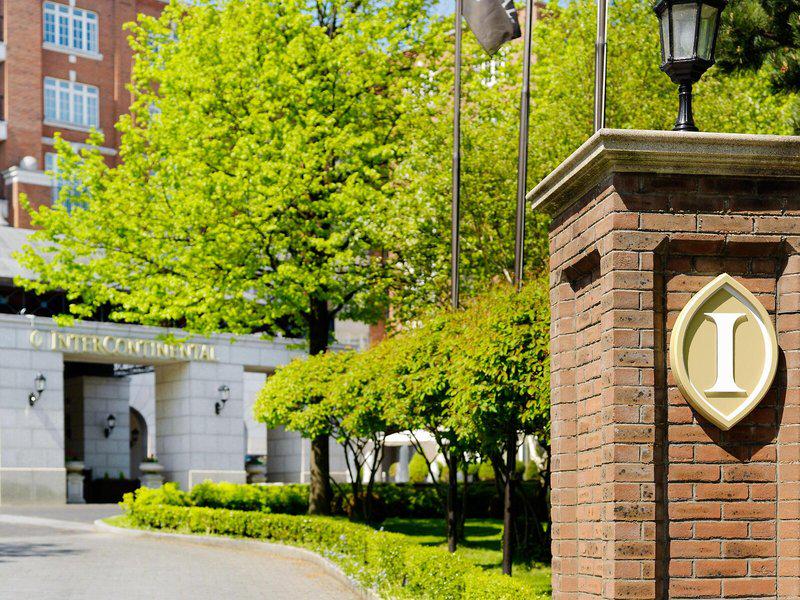 4A1D1A100655CF3C6FEDAD55AB9CB998