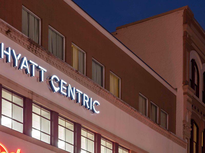 6488037F096B7A63BE5CB8FF9657733B