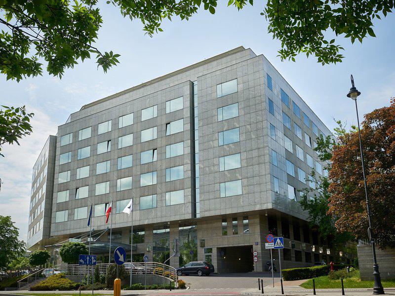 FEC6ED88B0585989012D0BF04D7243AE