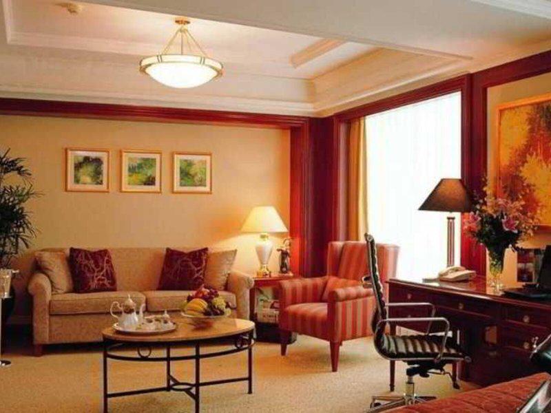 F480EF53CDBCBC6F994B4032DF160A85