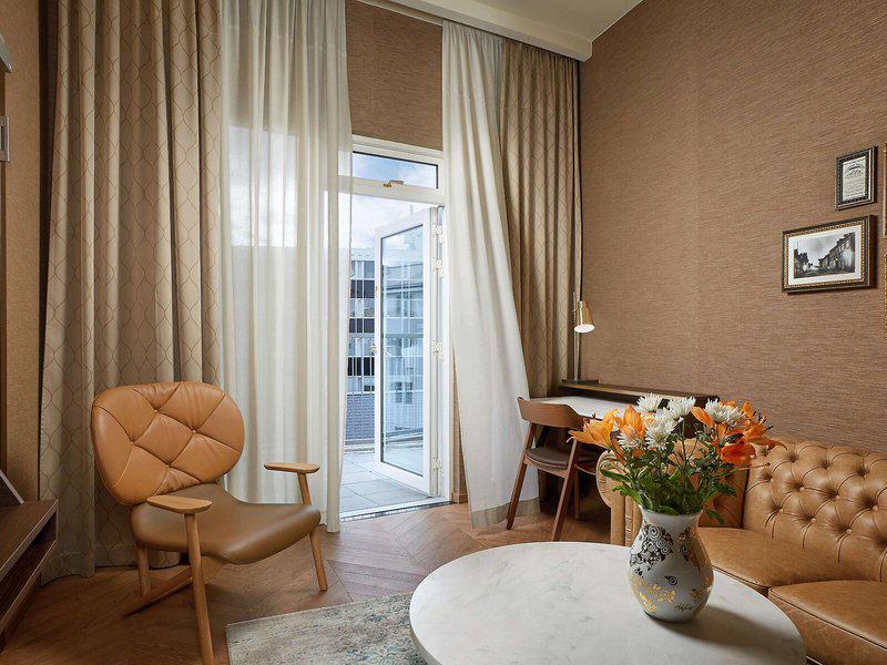 C8CDCFDAB1599452596709691126178A