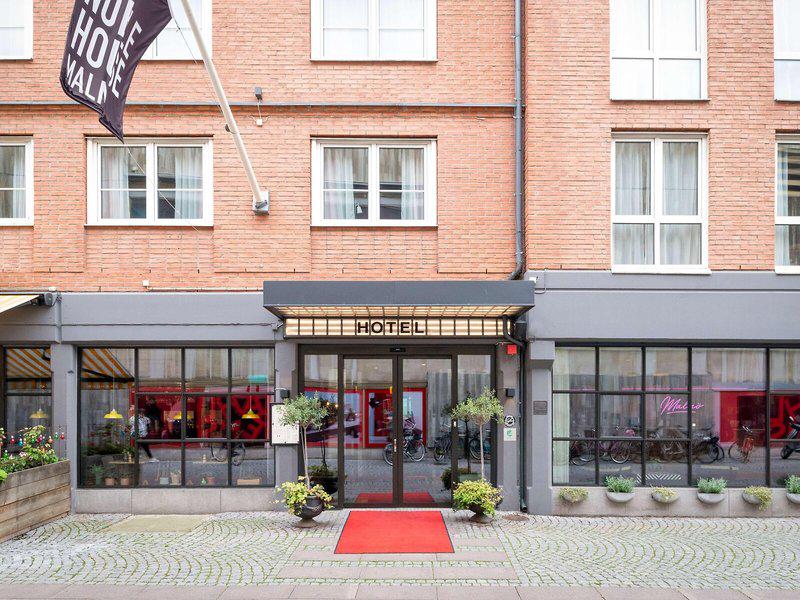 DE7EE9183F845E5B19B2BA4E1C55D794