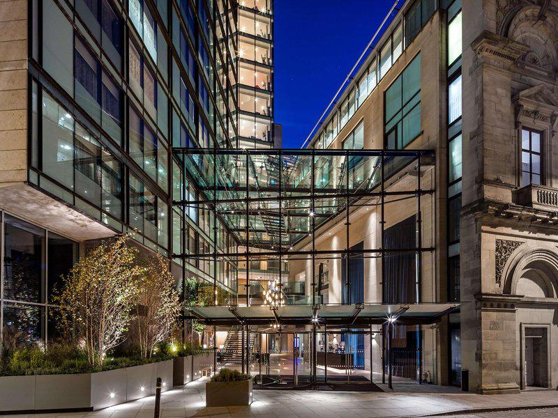 D546F5A00736E24FB81F85D60A16A16B