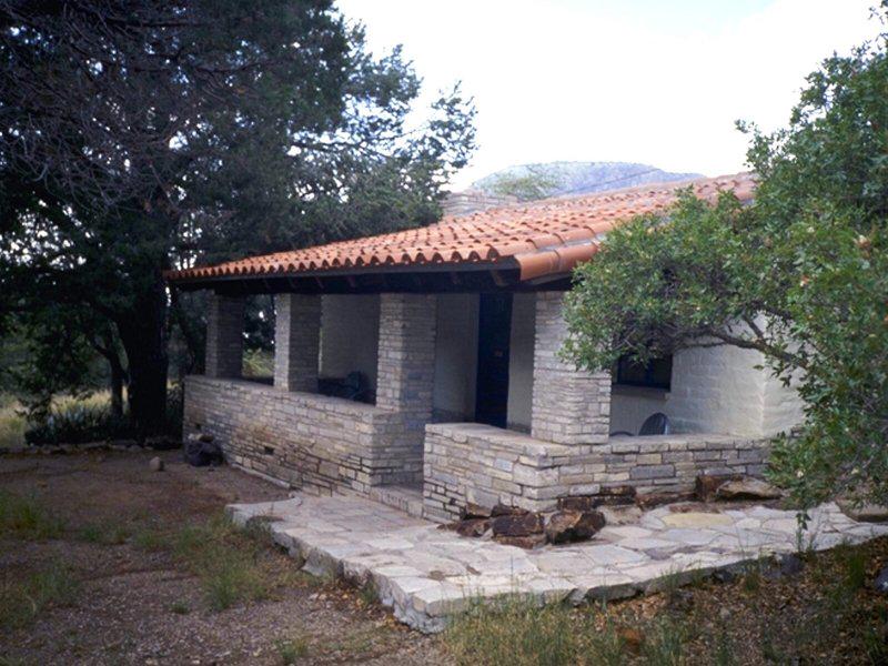 80A9CA7FBFC373301D80DB8A7D14D065