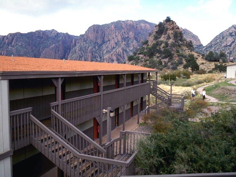 51FF900B733C6F11B1AE8AE53C5A66C3