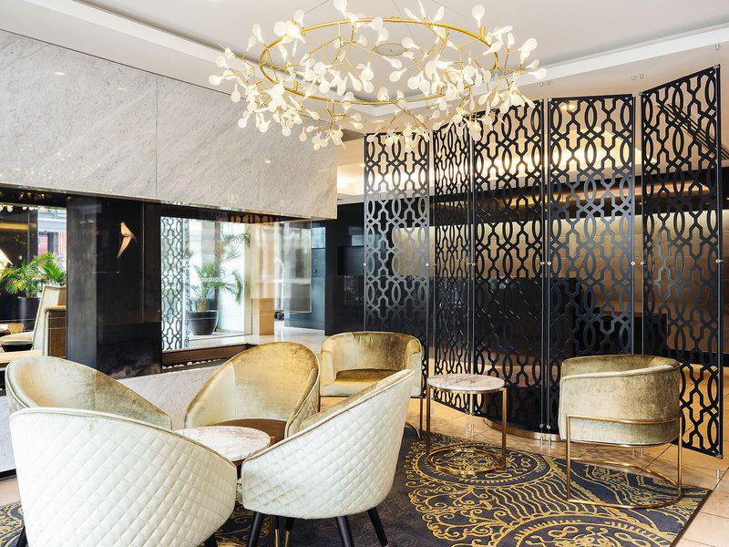 B0FC7D2F6C01B353CE5077EDFB2106B5