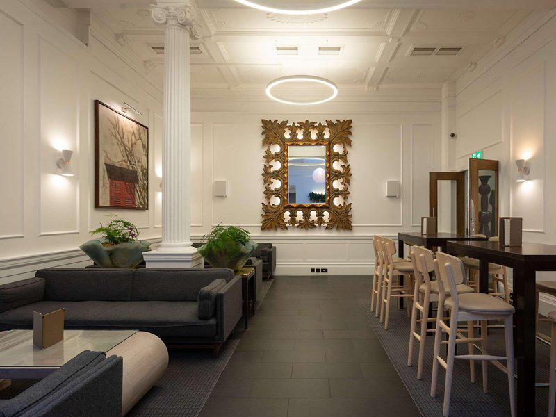 6FEE29979920C44A1B7F370A6F90484B