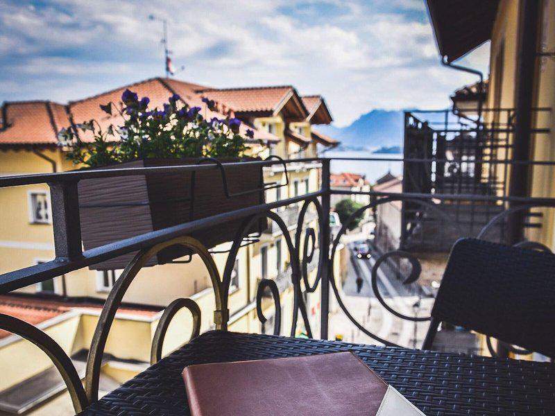 2B061D7C794CF768E54F584E462C3965