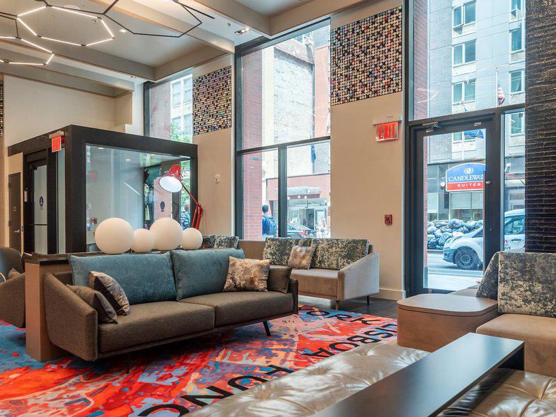 725577906802B8DE9E0C0ABF3E9F4D5D