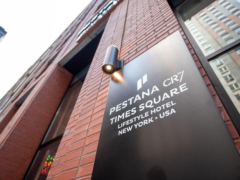 C2D43221BC096968D28F7F96D4BDF3B6