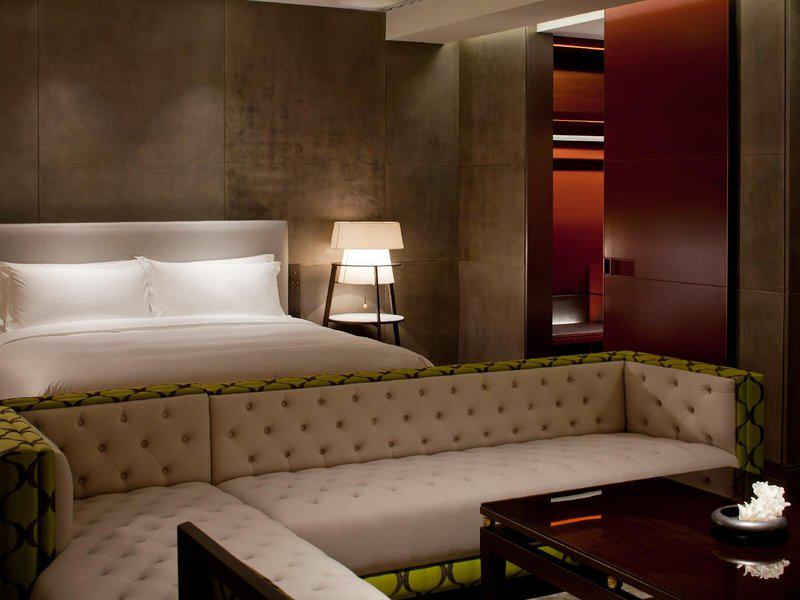 70442FF8EF99020EB829B316C5E6ABD9