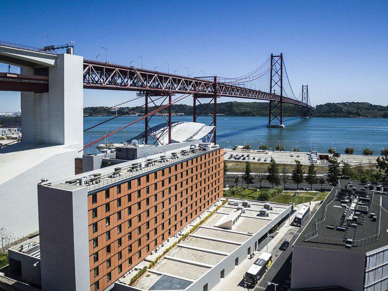 3DFD1989F2DB640FF6863B71EC451271