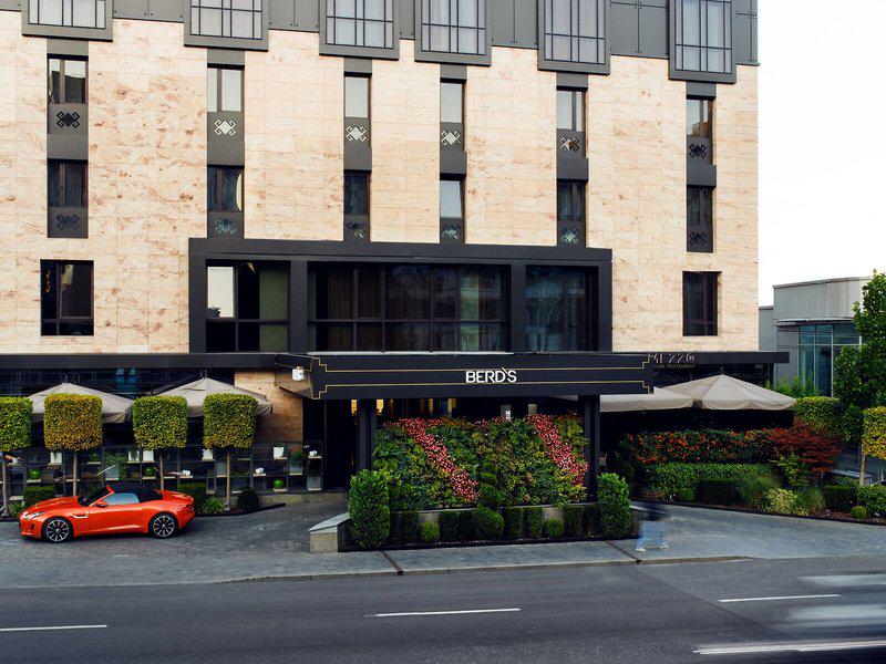 37AEABD0B3A0F6E86360AD1D07FE67E4