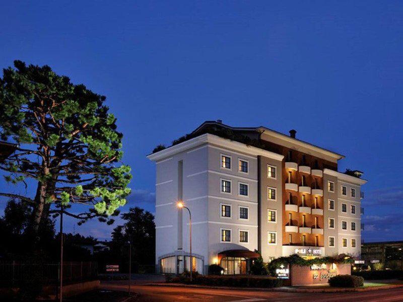 4B25CA82E8B069A4C57586323B9A37CD