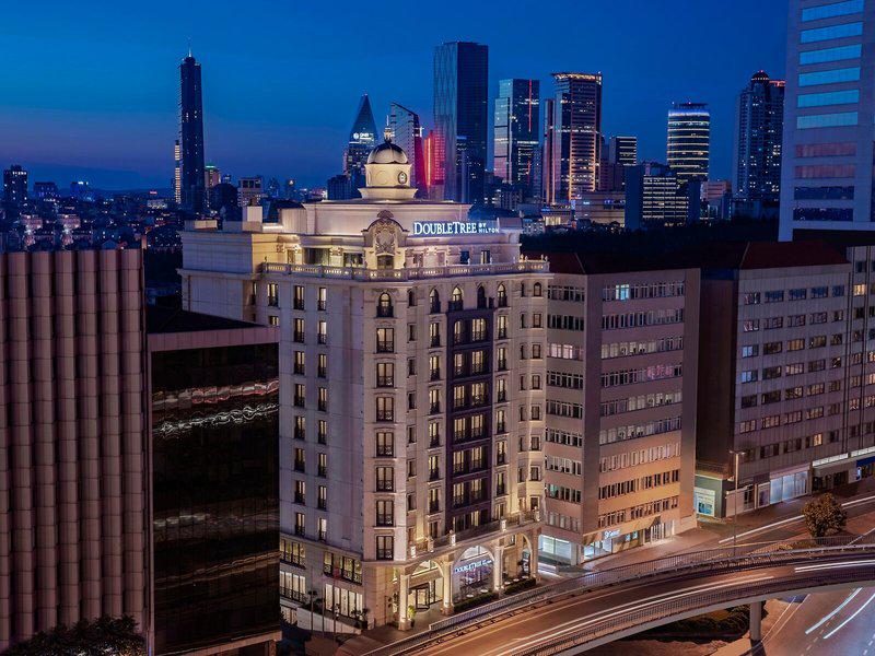 72275804FF96C64C1244009E25360EAD