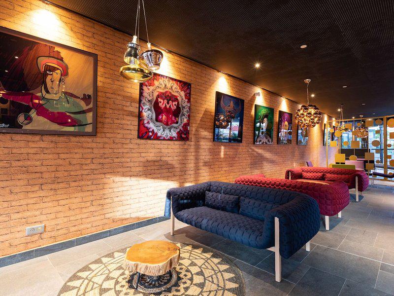 810A624D1C2555AF31B533176751778B