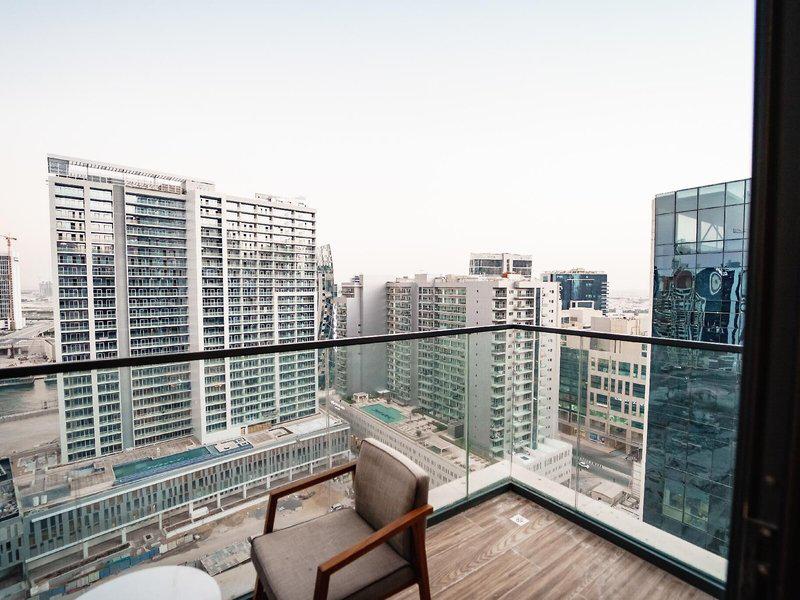 639082923A2BD92E3486CFE8FC17EF11