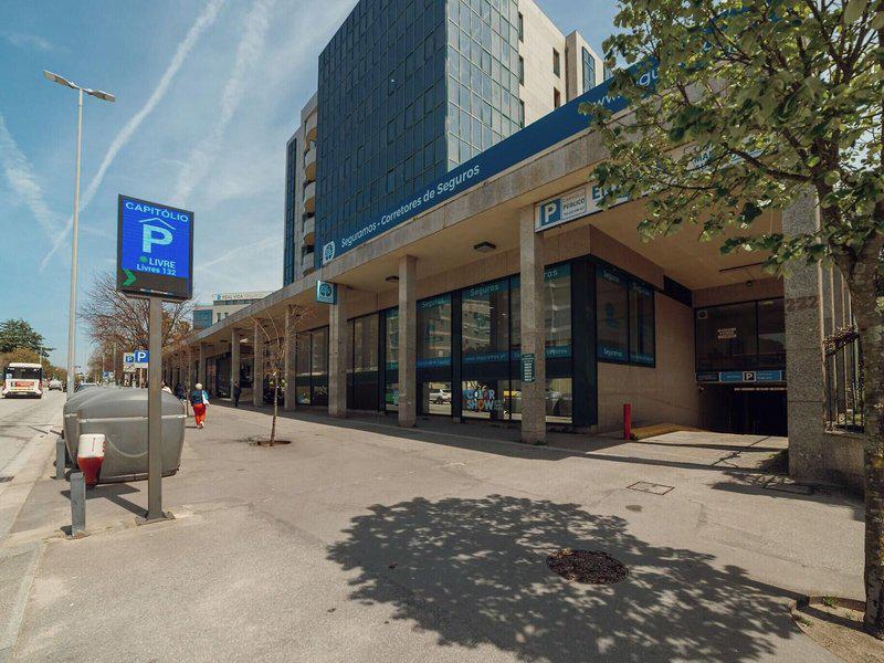 526C1FF4155D0449B6EA5B1743167476