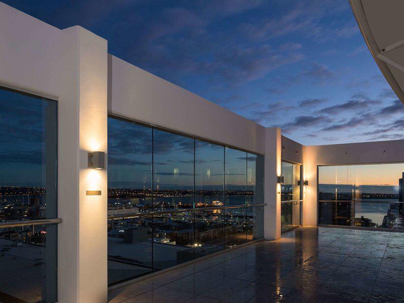 E1D2B04B1BDC165C192FF16191A8E9A4