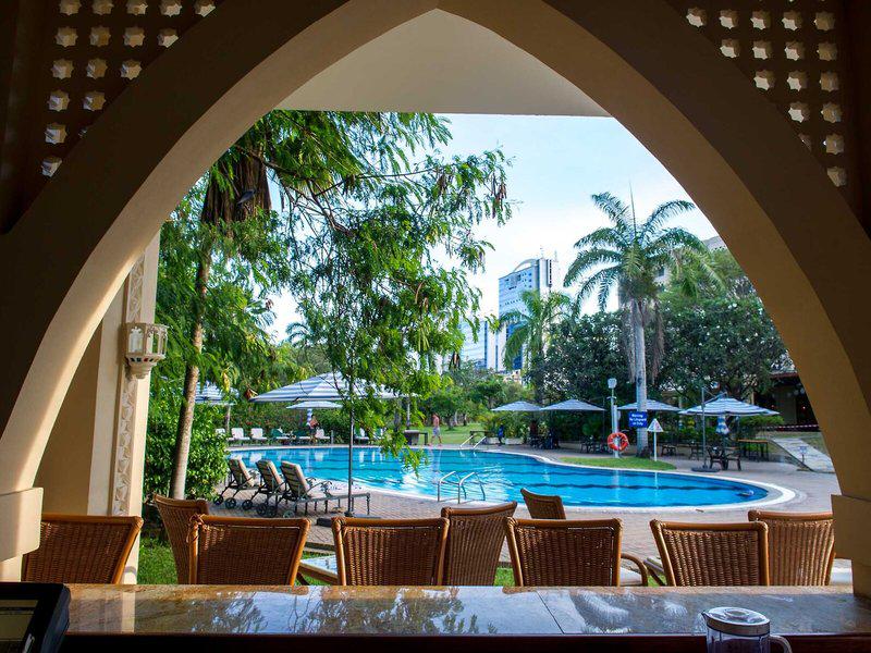 1899AB25A9BEBAA1E81B7EA84C0E4225