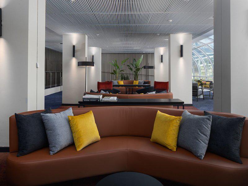 12833D0E4C09F047BA5563606B1B8A29