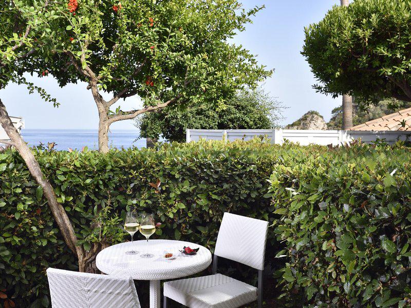 28B079B240F280C0C281196AB5351552