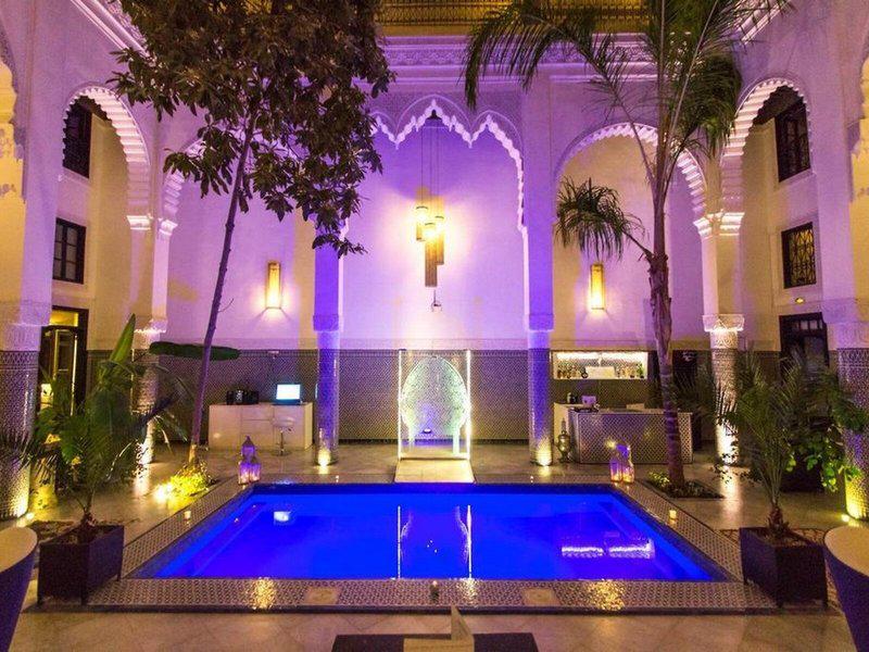 DB9C7E7E7E6CC5C41348DE147782FD7B