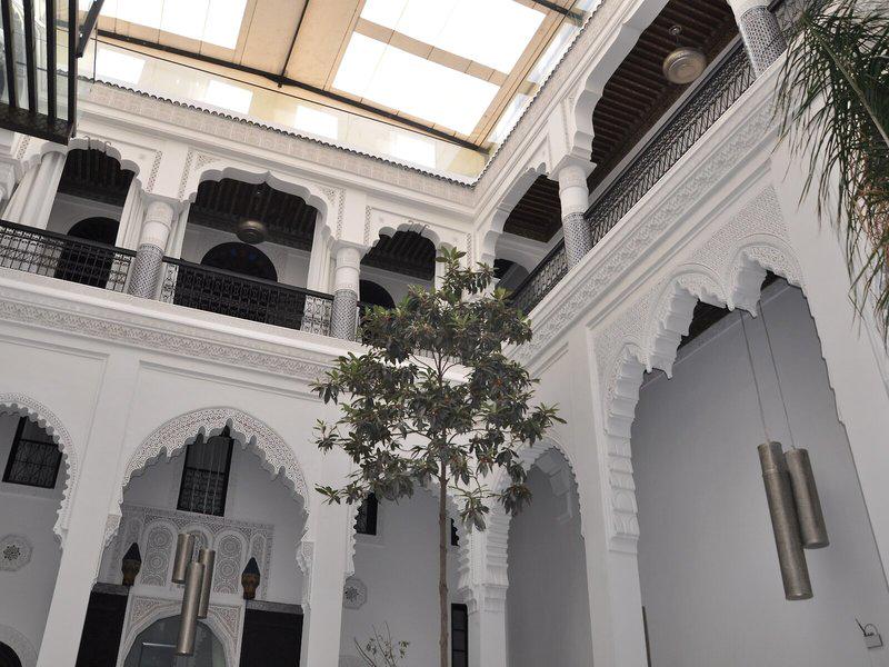 AFDD9085452B531FB29D8EF22EE94258