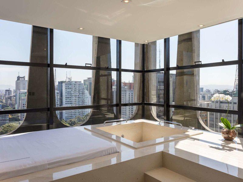 F92BD8EDF75D572E53F144A3A1EFEE77