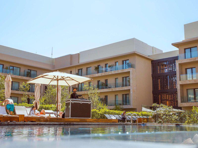 2ADA4A4F8E1F0BE2593E9301DDD60D65