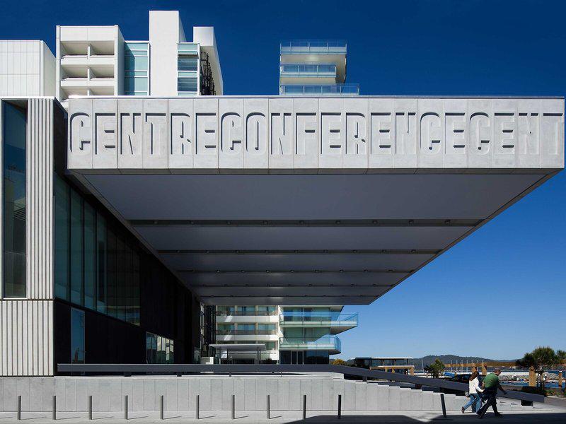 4A8AE5C48BFE9F49FBED1768ACD87409