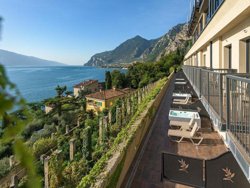 06D0BC1DBD0C7D16E3C4832585F4A3C2