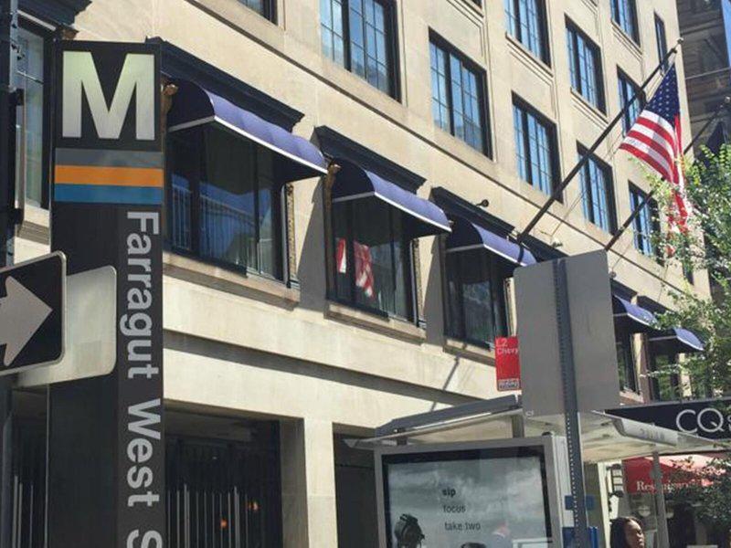 821B1117ABA82BBB5C00F348A596D058