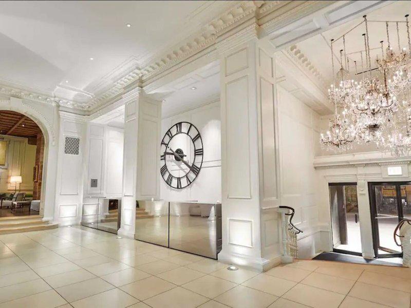 38B3B2DFE18112559633AEC2E518C08C